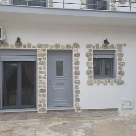 Apartament Amyrissa House